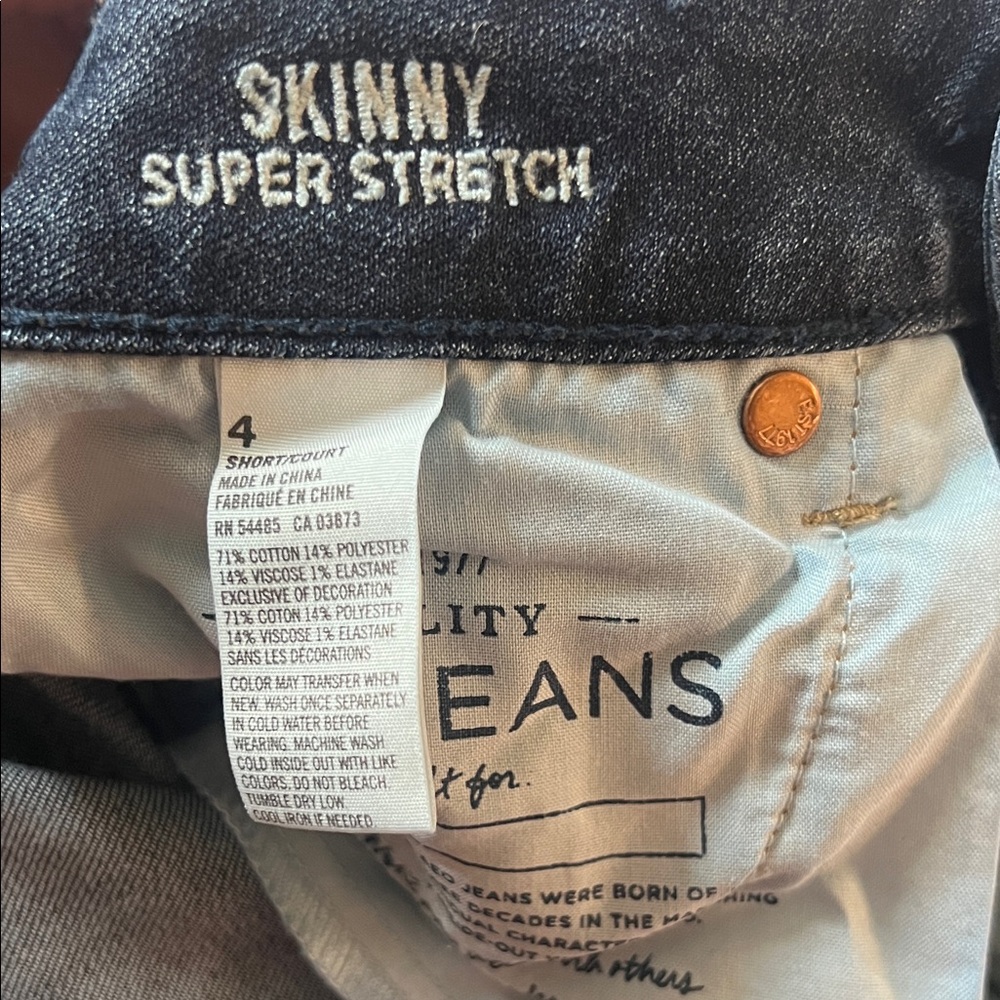 American Eagle Outfitters Dark Wash Straight Leg Jeans - Picture 3 of 3